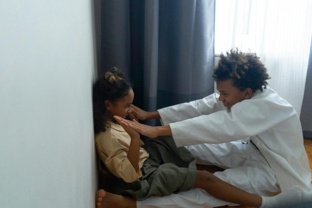 Hogyan kezelhetjük hatékonyan a testvérek közötti örökös rivalizálást?