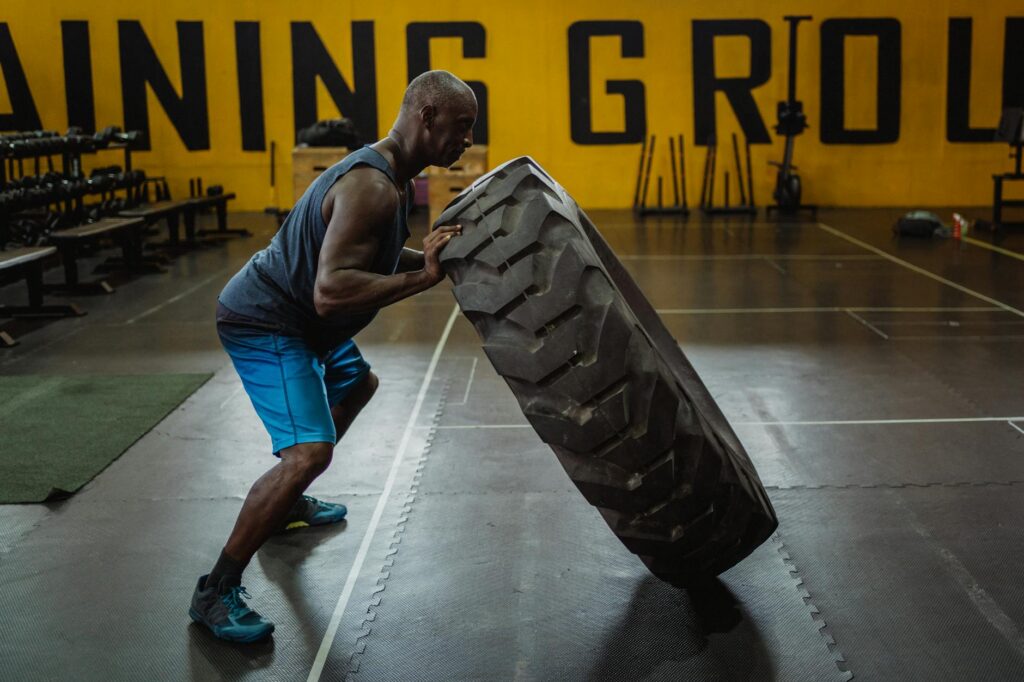 Miért érdemes negyven felett is súlyzókat ragadni?