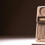 Miért választják egyre többen a butatelefont az okostelefon helyett?