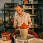 Miért lett hirtelen mindenki kedvenc hobbija a közös agyagozás?