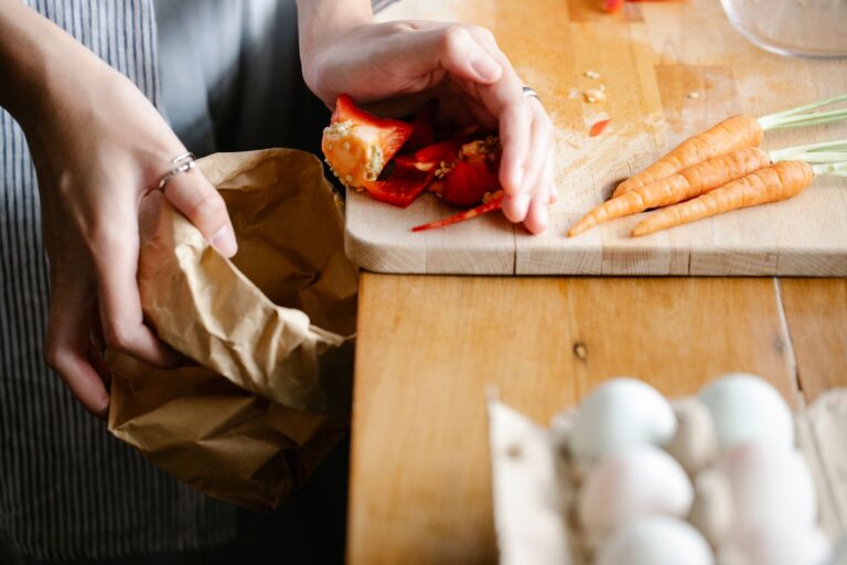 Hogyan csökkenthetjük radikálisan a kidobott élelmiszer mennyiségét a háztartásunkban
